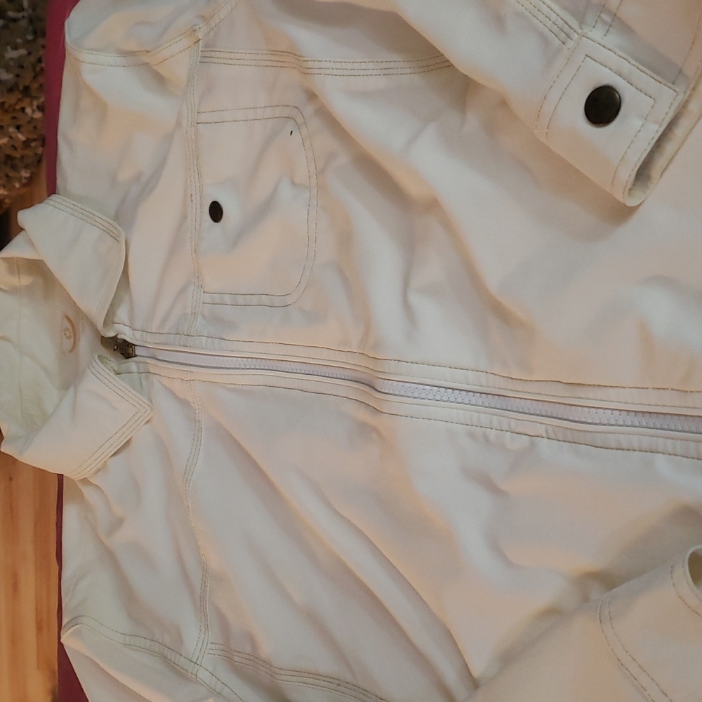 jacket - Picture 4 of 7